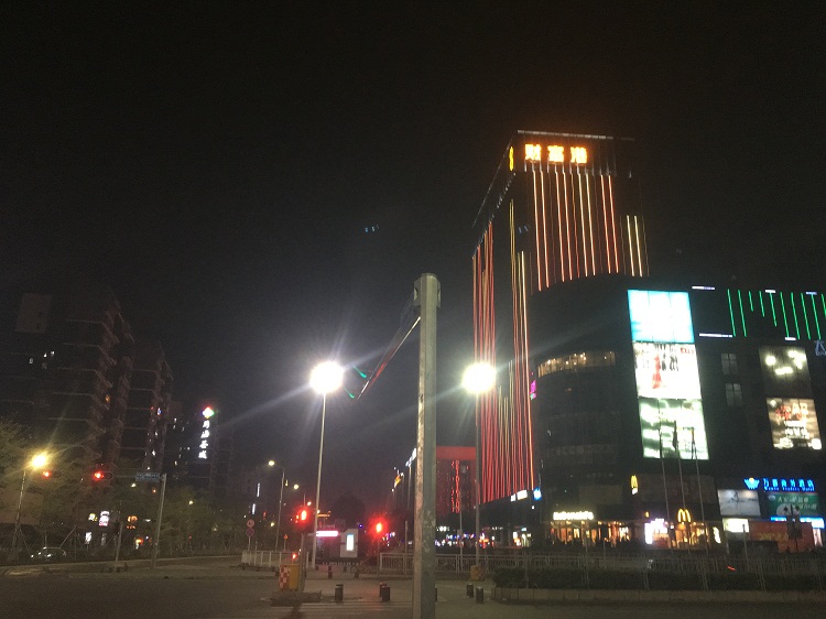 跟著馬總集五福，不如跟著楊總拍個企業(yè)宣傳片
